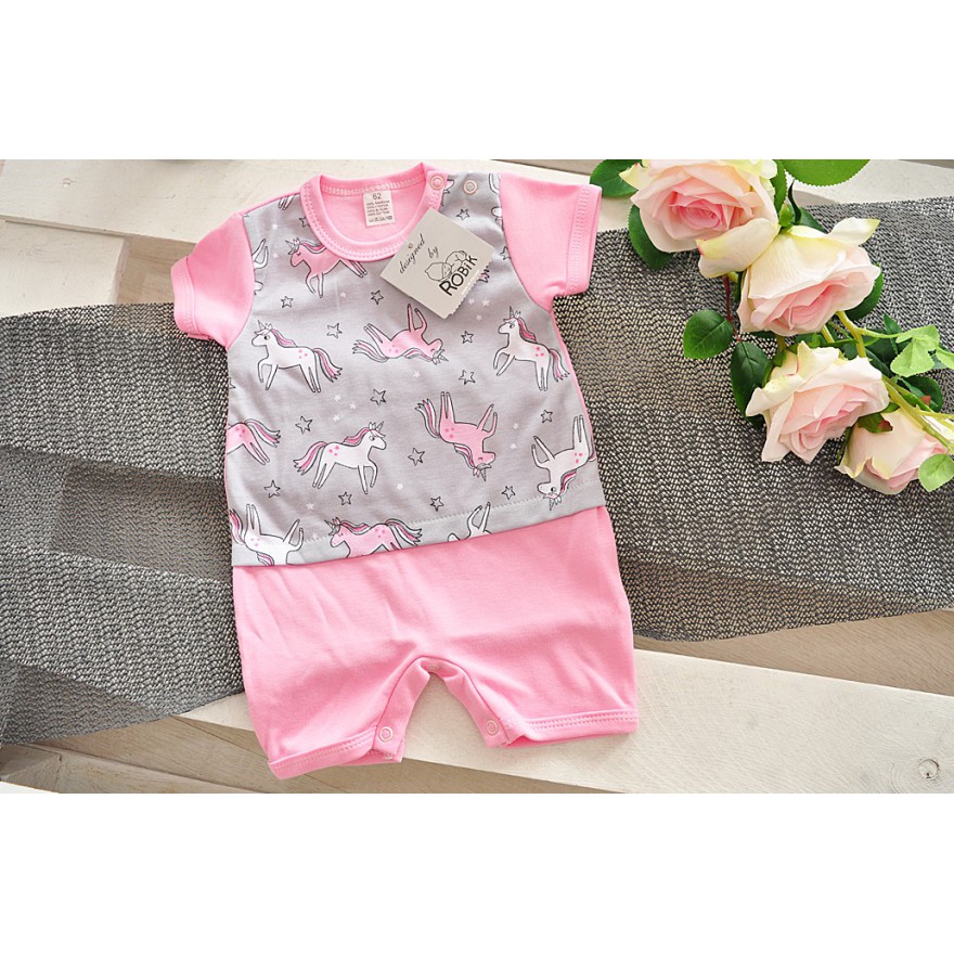 Letni RAMPERS pajac szaro-różowy w jednorożce wzór 316Rn