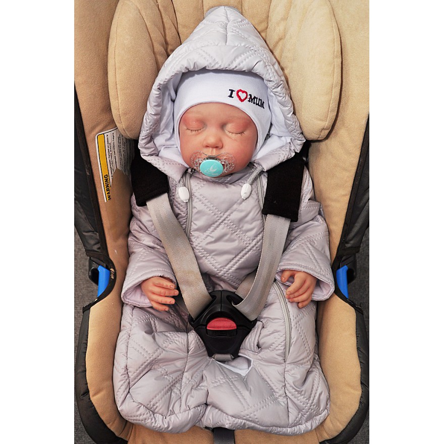 Szary kombinezon śpiwór pikowany do wózka fotelika