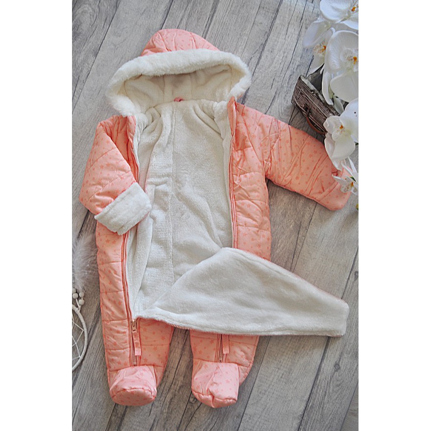 Brzoskwiniowy KOMBINEZON w gwiazdki pikowany na futerku 2 suwaki ZIMA