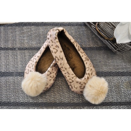 Kawowe BALERINY PANTERKA z pomponem buty baletki kapcie