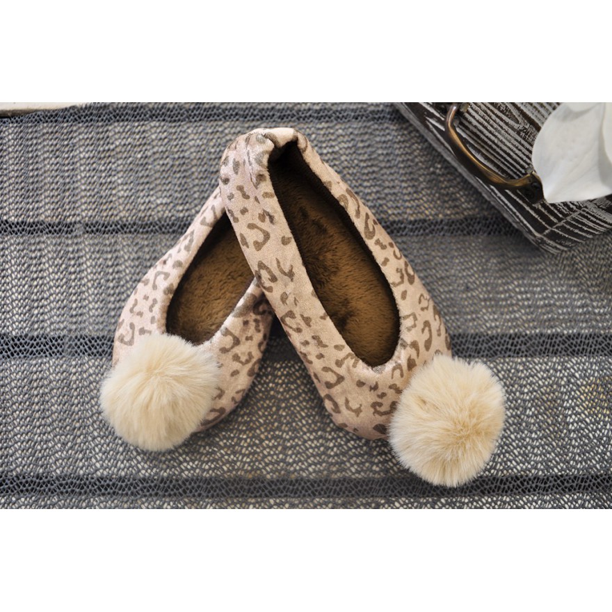 Kawowe BALERINY PANTERKA z pomponem buty baletki kapcie