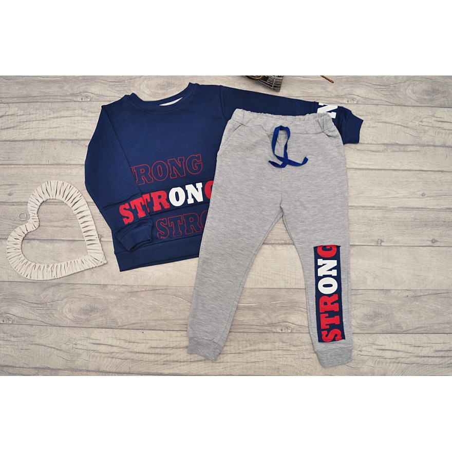 Dres chłopięcy STRONG granatowa bluza, spodnie, komplet