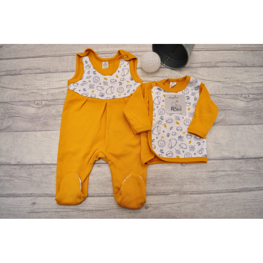 Wyprawka dla wcześniaka koszulka śpiochy musztardowy w jeże wz. 221MU
