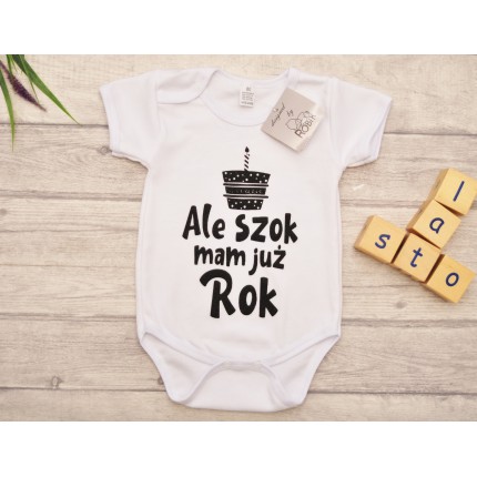 Białe BODY ALE SZOK MAM JUŻ ROK krótki rękaw BROKAT body na roczek