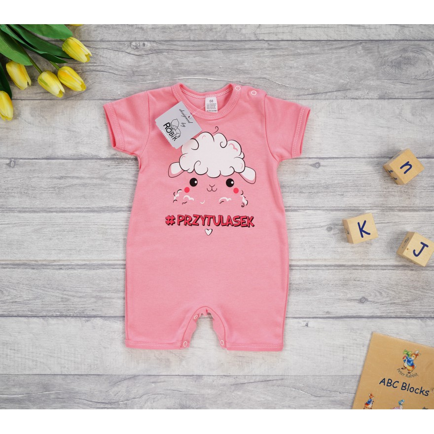 RAMPERS PRZYTULASEK owieczka łososiowy wzór 673 lato