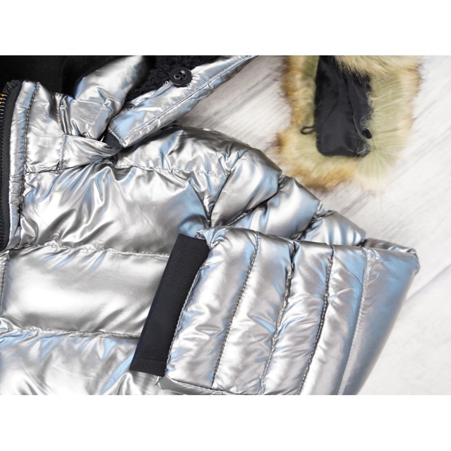 Srebrna KURTKA METALIK  pikowana na futerku ZIMA