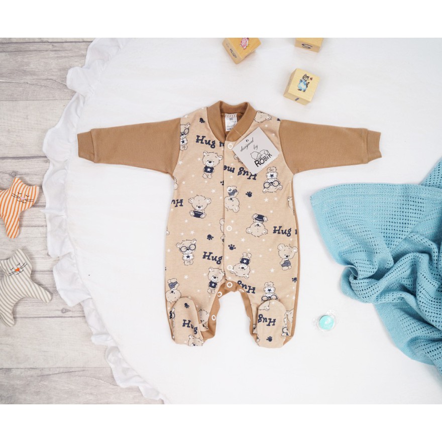 Pajac pajacyk bawełniany kakaowy w misie HUG wzór 390