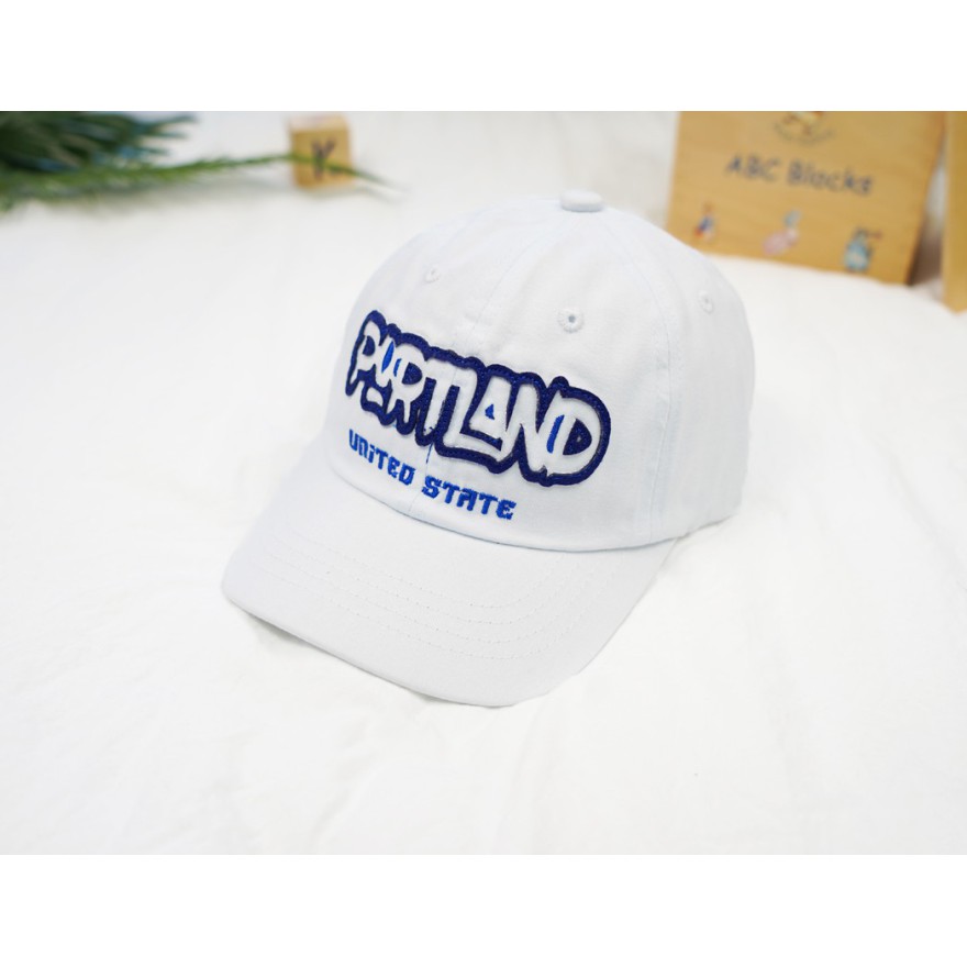 CZAPKA Z DASZKIEM biała PORTLAND bejsbolówka