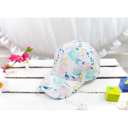 CZAPKA Z DASZKIEM dziewczęca biała w kwiaty
