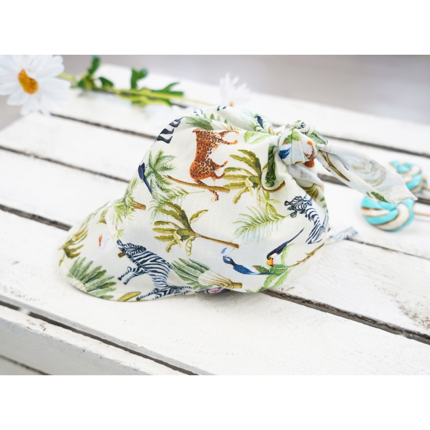 Kremowa czapka CHUSTA safari z daszkiem wiązana LATO