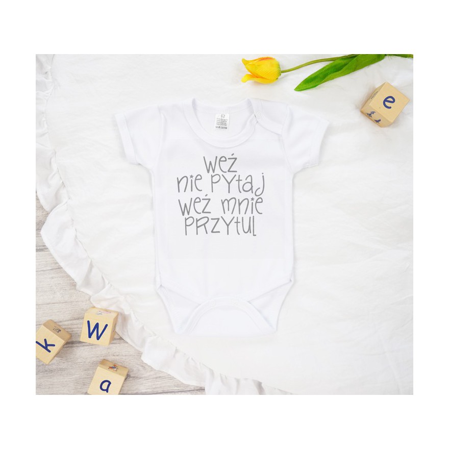 BODY Weź Nie Pytaj Weź Mnie Przytul biały wzór 398 krótki rękaw