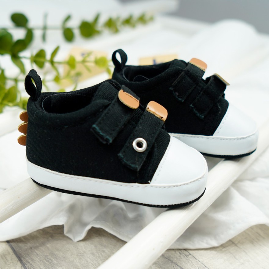 Czarne buty NIECHODKI  dino BUCIKI chłopięce rzep