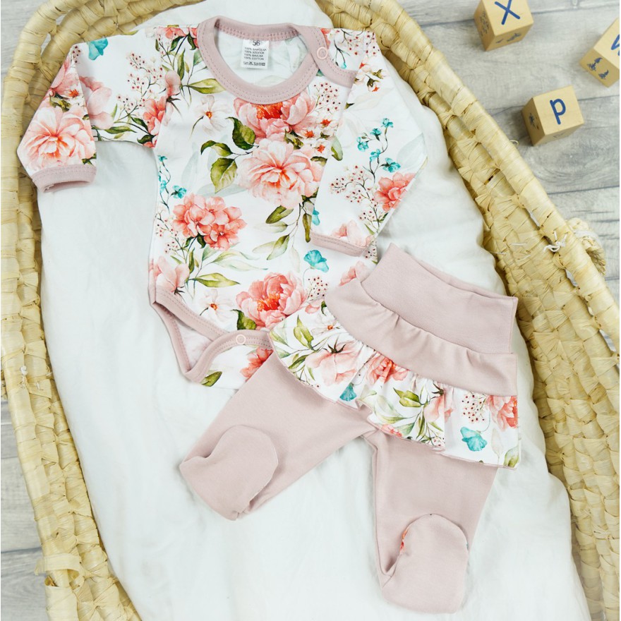 Komplet 2cz NADIA body + półśpiochy z falbanką w brzoskwiniowe kwiaty wz. 422