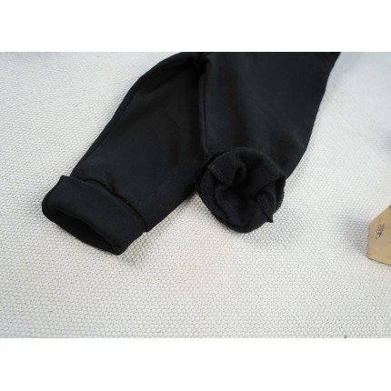 Czarne spodnie DRESOWE NA MESZKU, miękkie, dla wrażliwców