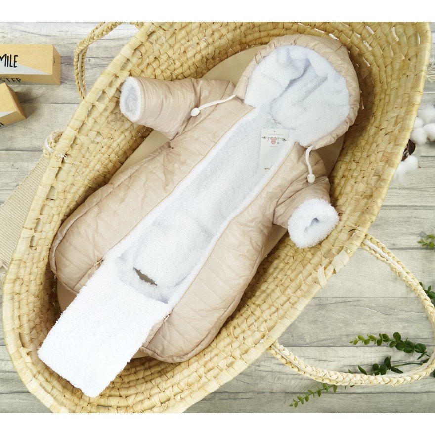 Beżowy śpiwór śpiworek ocieplany z rękawami niemowlęcy do fotelika gondoli