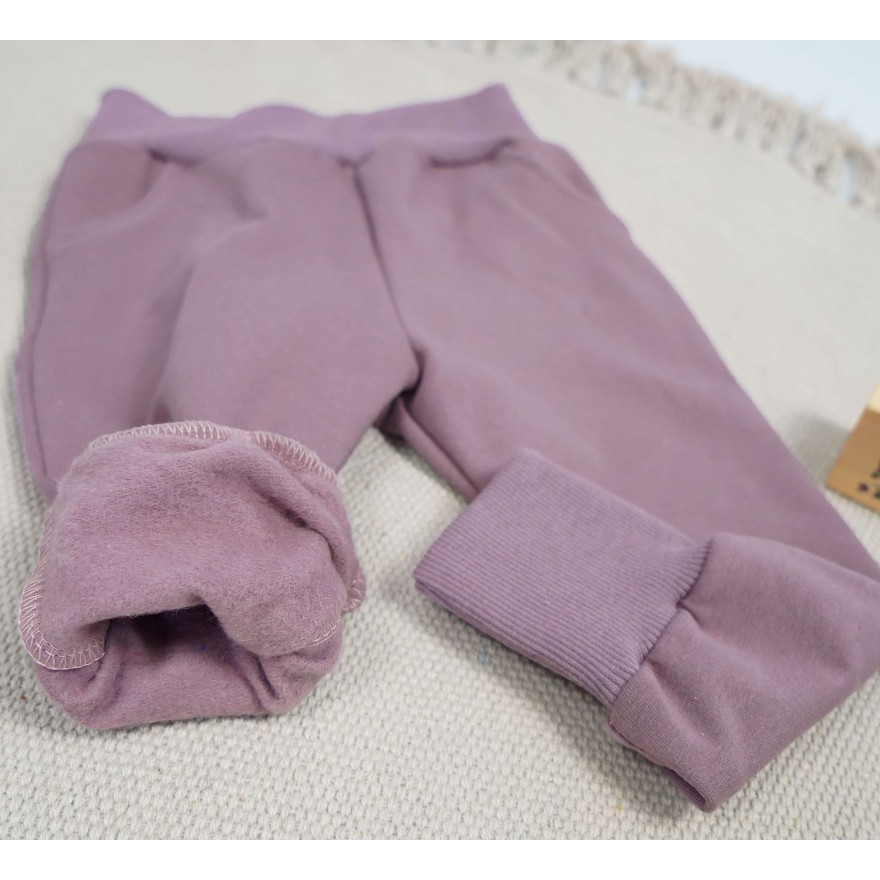 Lila spodnie OCIEPLANE na meszku z wyciąganą gumką neon