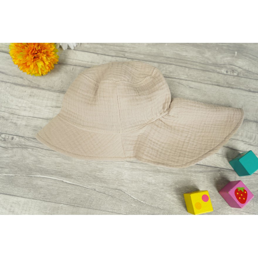 Beżowy KAPELUSZ MUŚLINOWY z ochroną na kark CZAPKA na lato