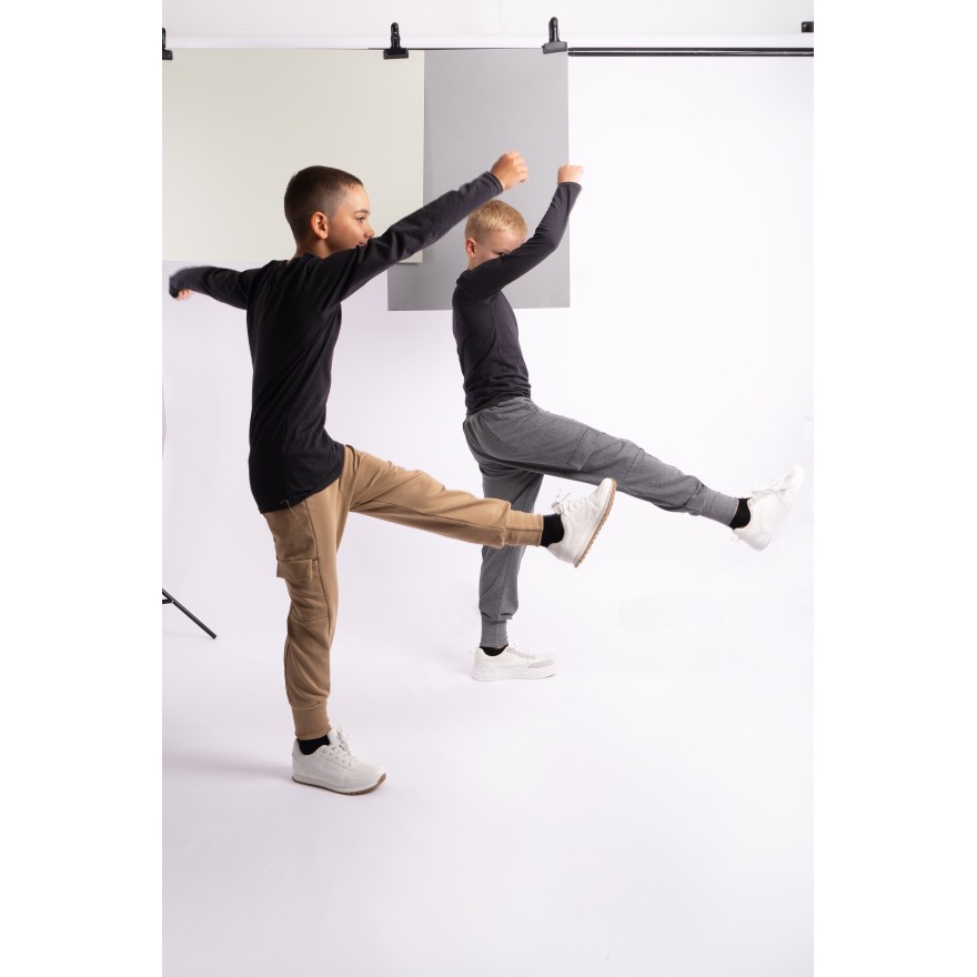 Beżowe spodnie BOJÓWKI ocieplane NA MESZKU z kieszeniami regulowane w pasie