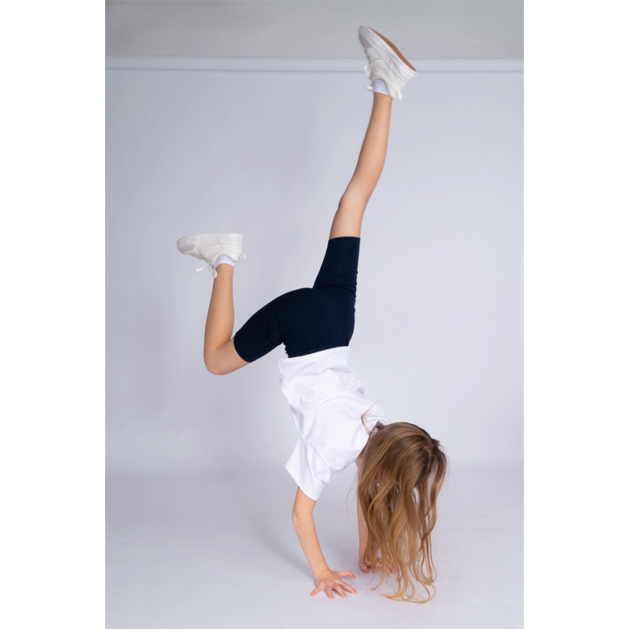 Strój na WF komplet gimnastyczny sportowy biała bluzka czarne kolarki szkoła