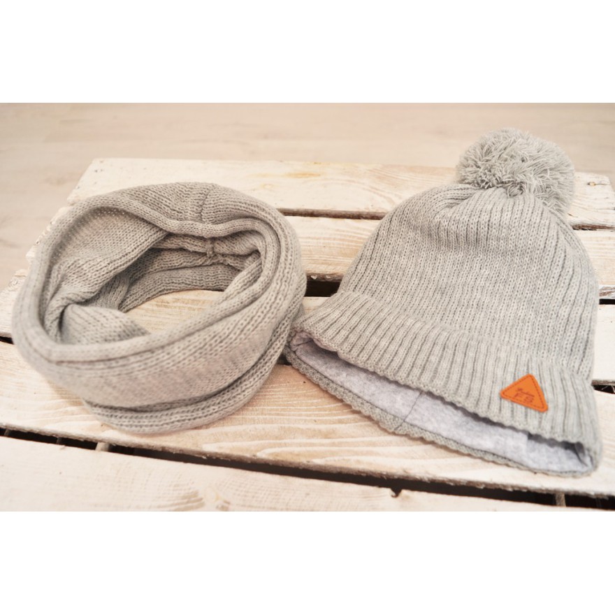 Szary komplet chłopięcy na zimę czapka + komin rozmiar uniwersalny